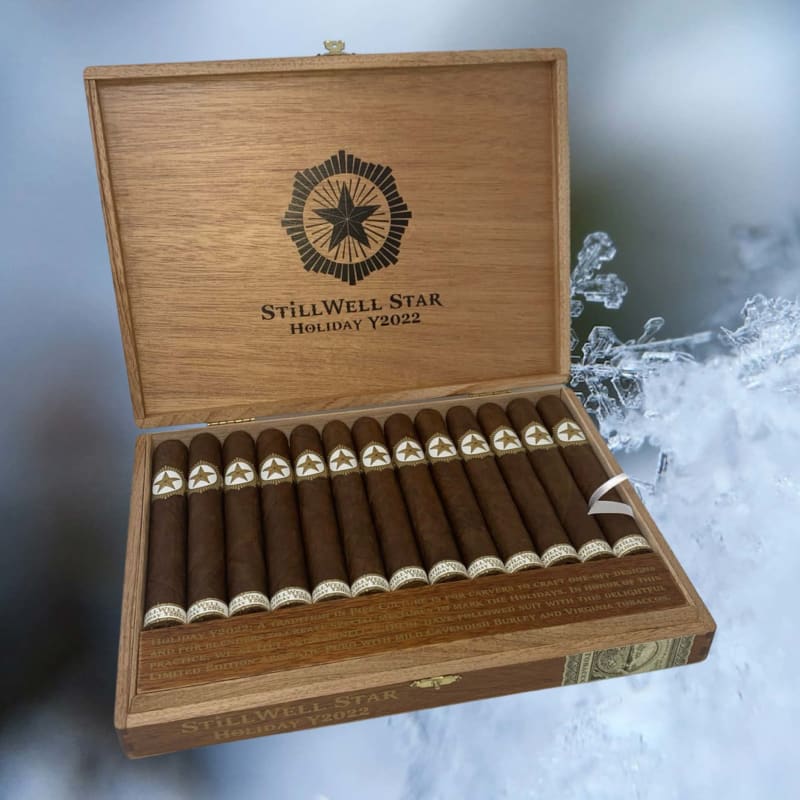 Dunbarton Ships StillWell Star Holiday Y2022 – Cigar News Image