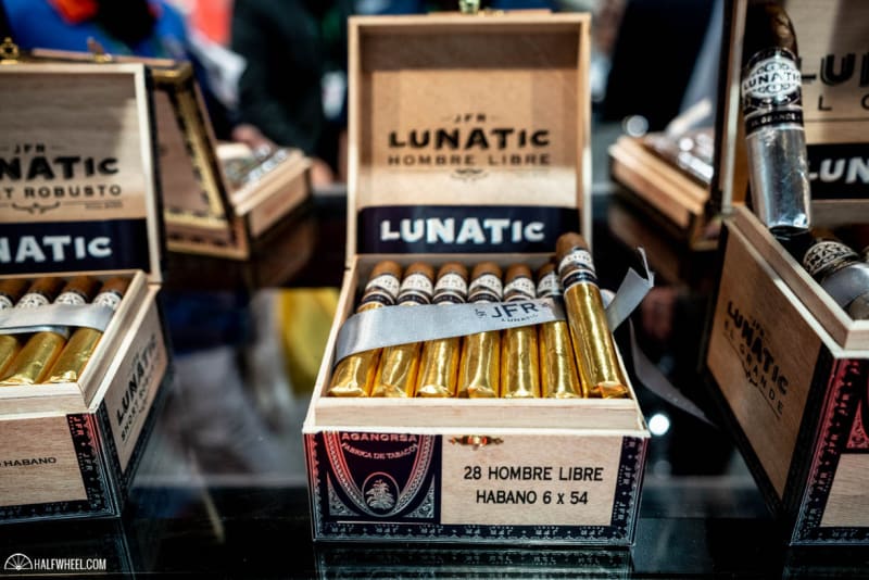 JFR Lunatic Habano Hombre Libre Ships Image