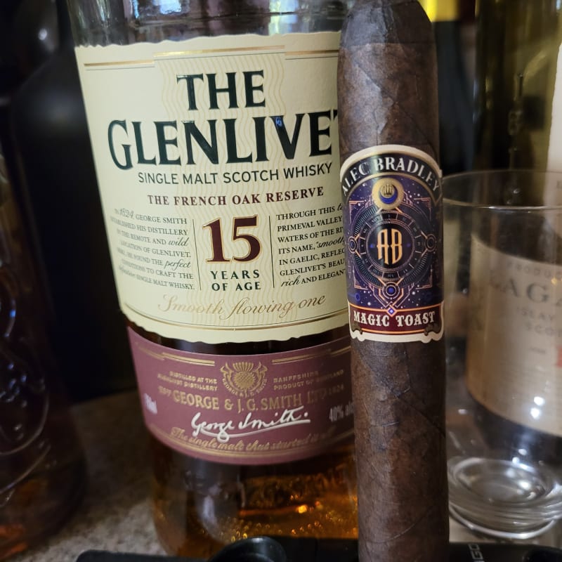 Alec Bradley Magic Toast (4)