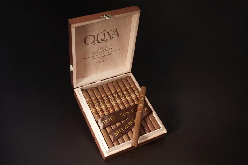 Oliva Serie V Melanio Lancero Heading to Cigar.com Next Week Image