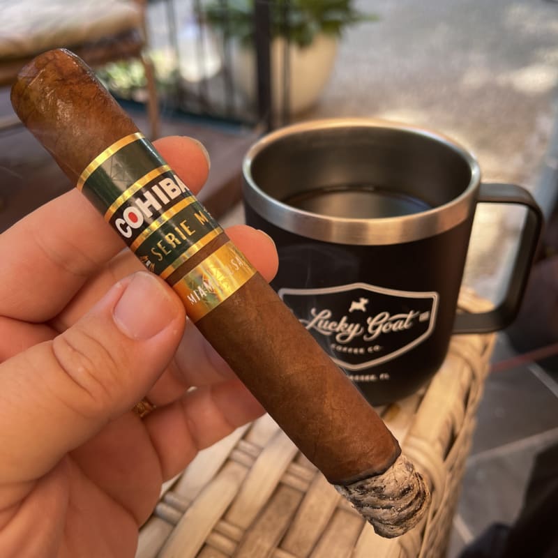 9B3BF6FD 612A 447B 9578 22EC116A6473