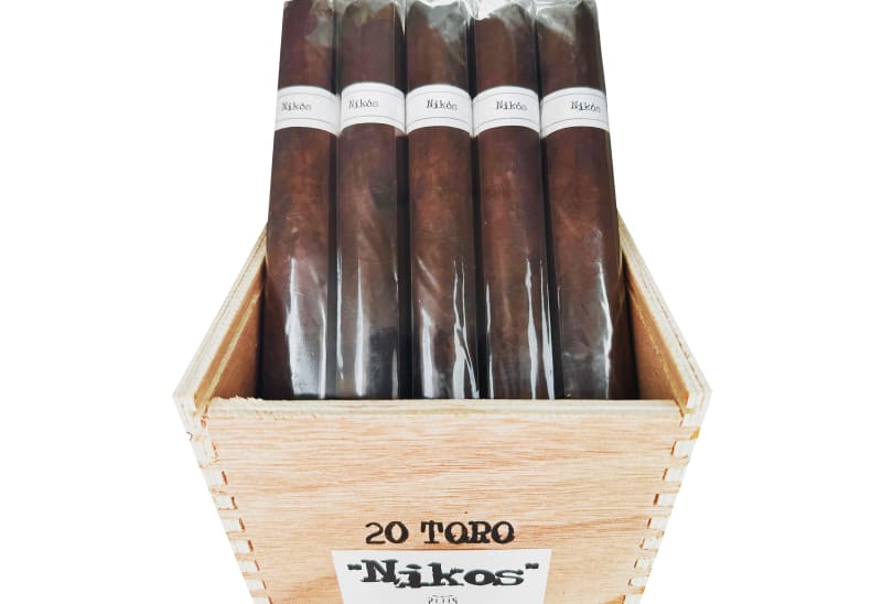 LH Cigars Ships Nikos Toro Image