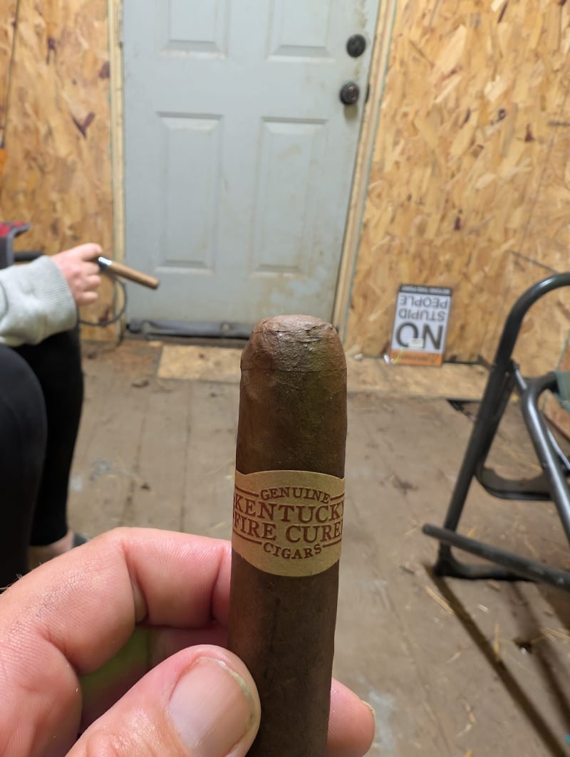 PXL 20251210 014259237