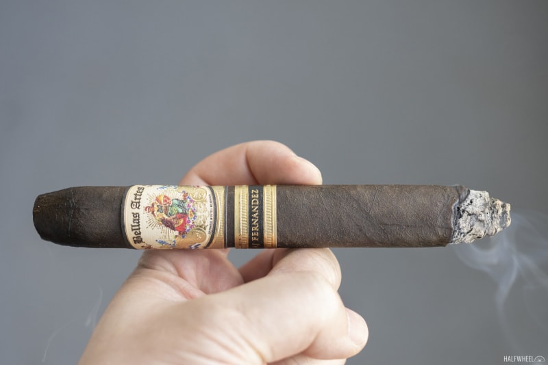 Bellas Artes Maduro Figurado Image