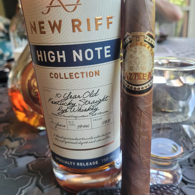 Gran Habano Azteca w.New Riff