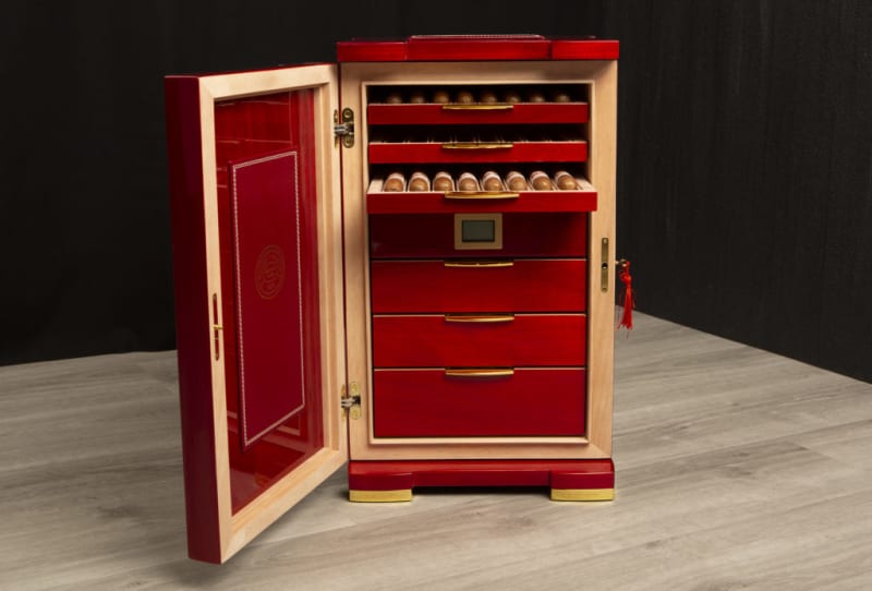 Romeo y Julieta Bed of Roses Humidor Debuting at 2022 TPE Image