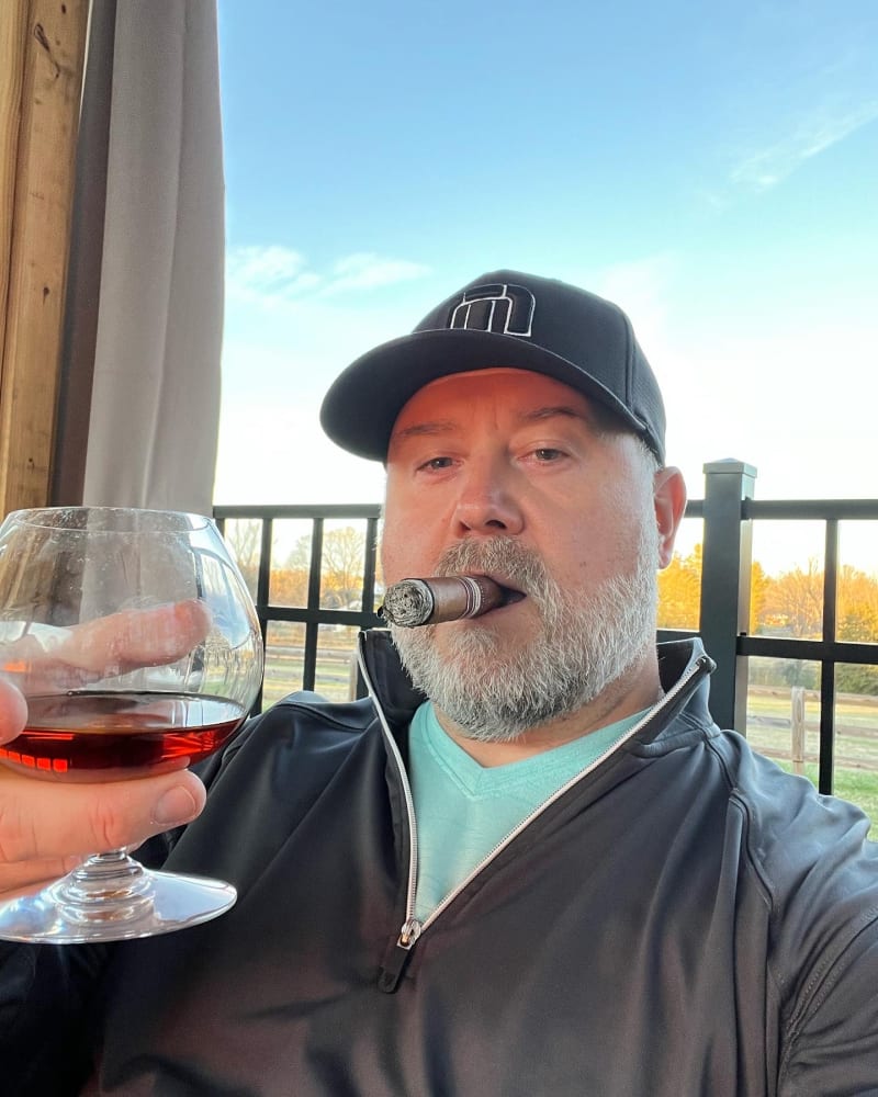 89398332 401F 4F7D 82CC 341B32C2F6FE