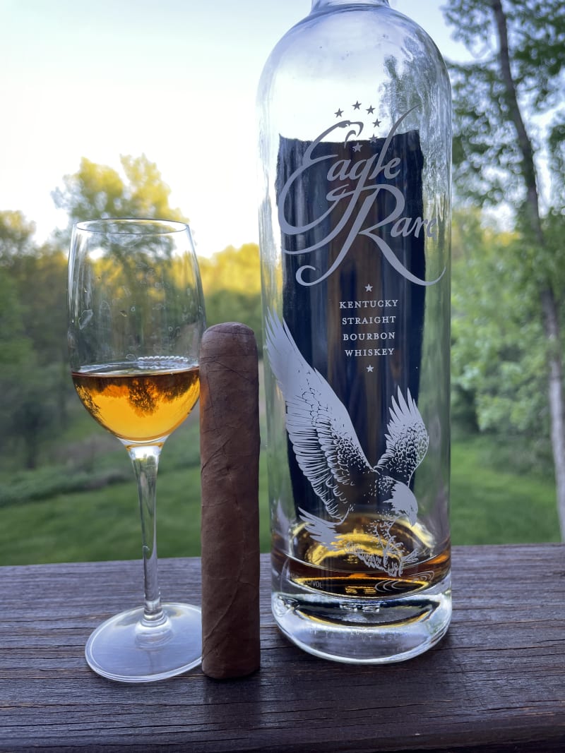 0EF65E70 9663 4641 B983 89D049B4B153