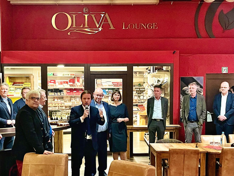 Oliva Lounge Opening: Whisky & Cigar Salon in Gronau Image