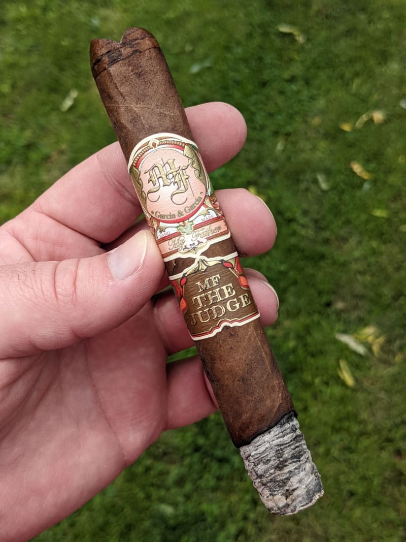 PXL 20220522 182939053.PORTRAIT