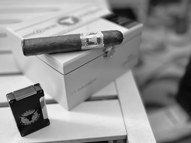 Fuerte y Libre Cigars Inc Announces New Line Image