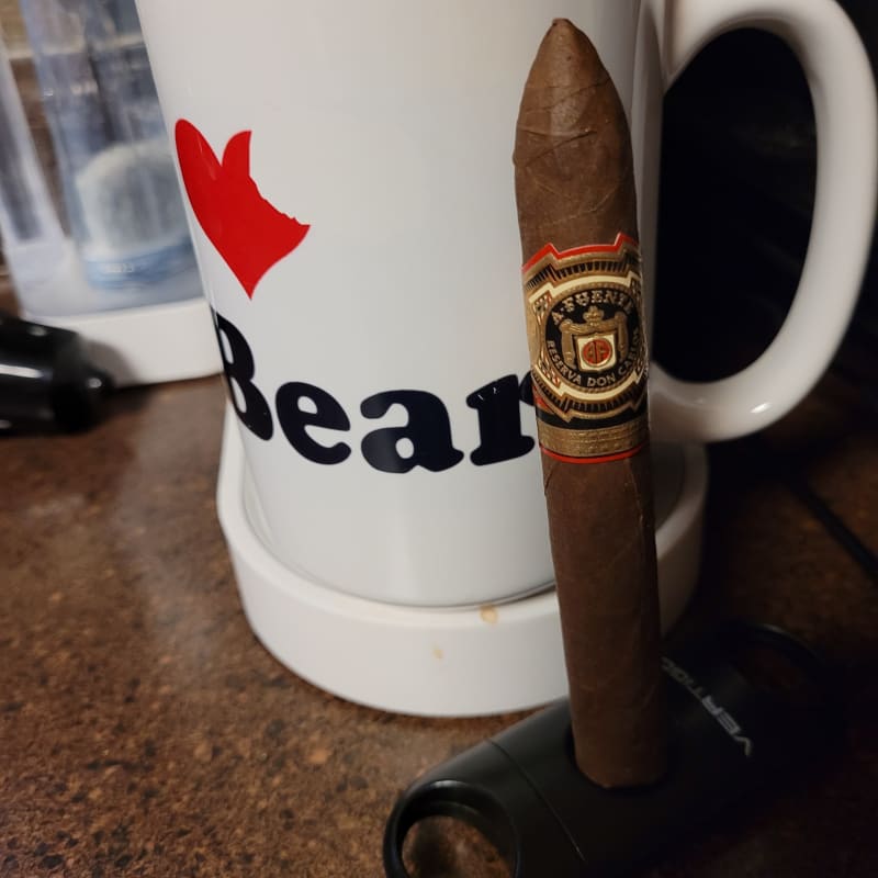Arturo Fuente Don Carlos No. 4 Belicoso