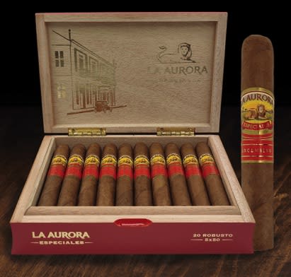 Cigar News: La Aurora Especiales Makes Debut at TPE 22 Image