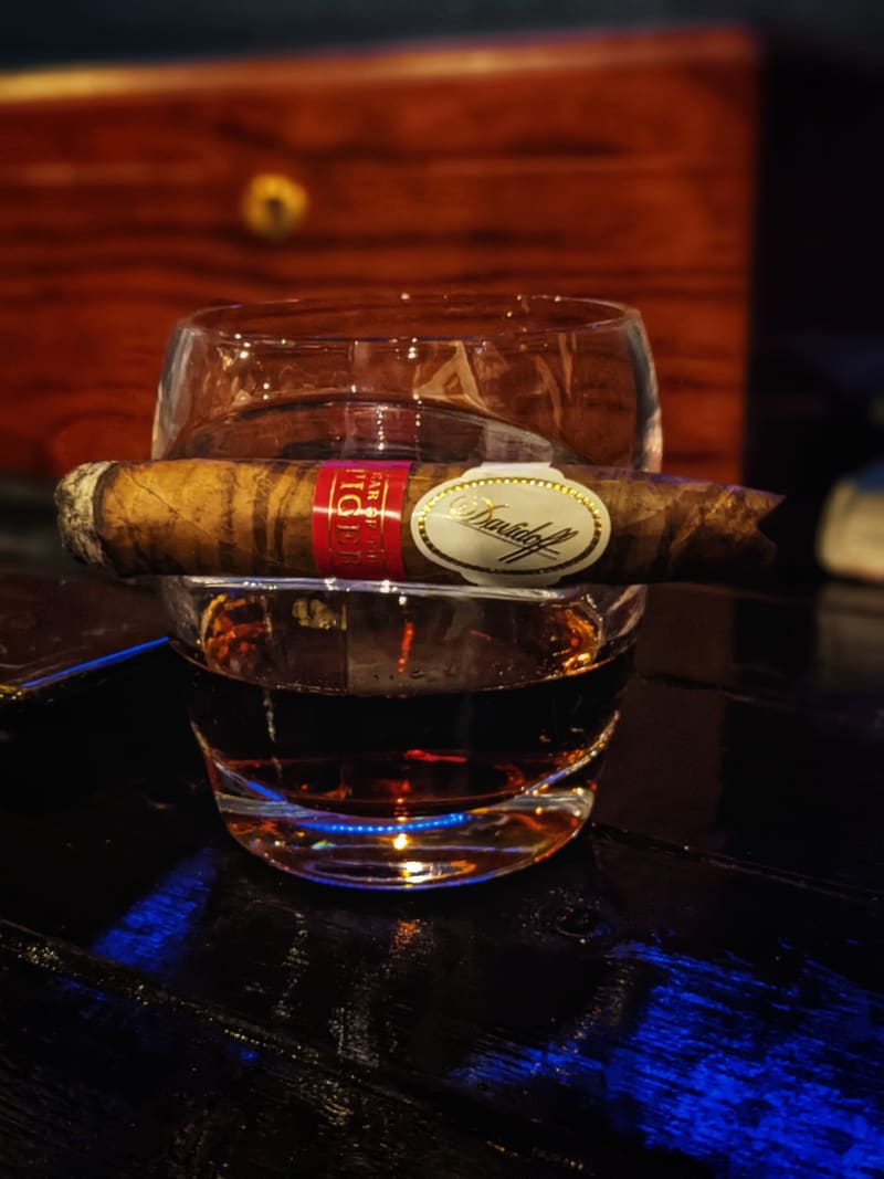 PXL 20220101 181930236.PORTRAIT 01