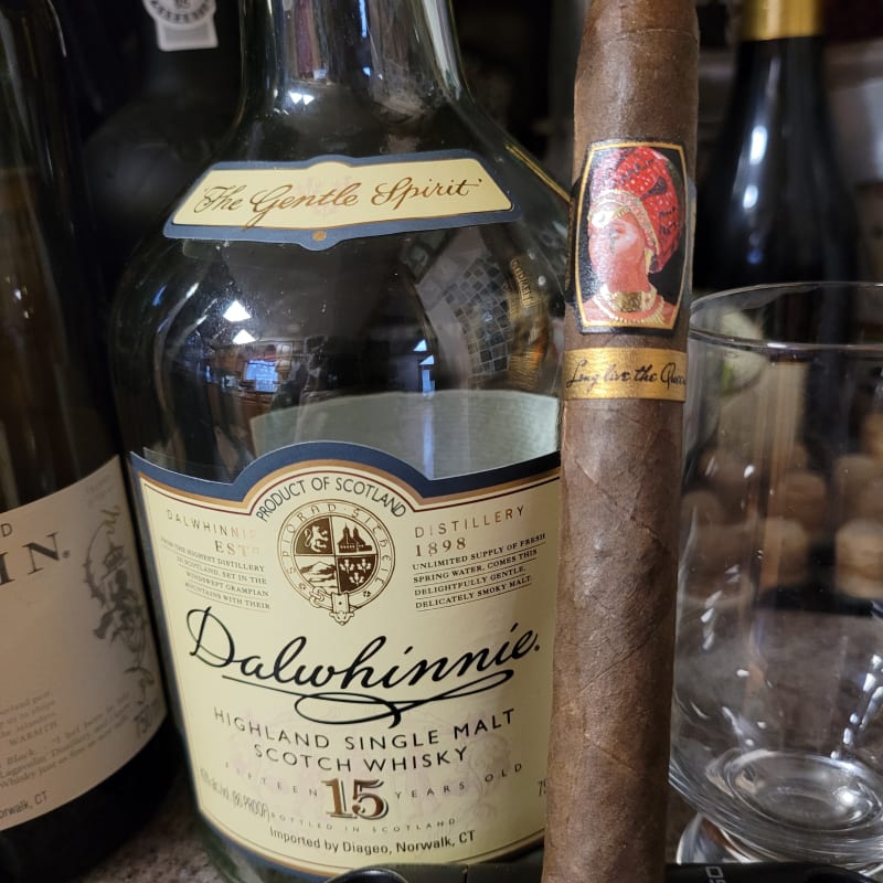 Caldwell Long Live The Queen Maduro Queen’s Crest (4)