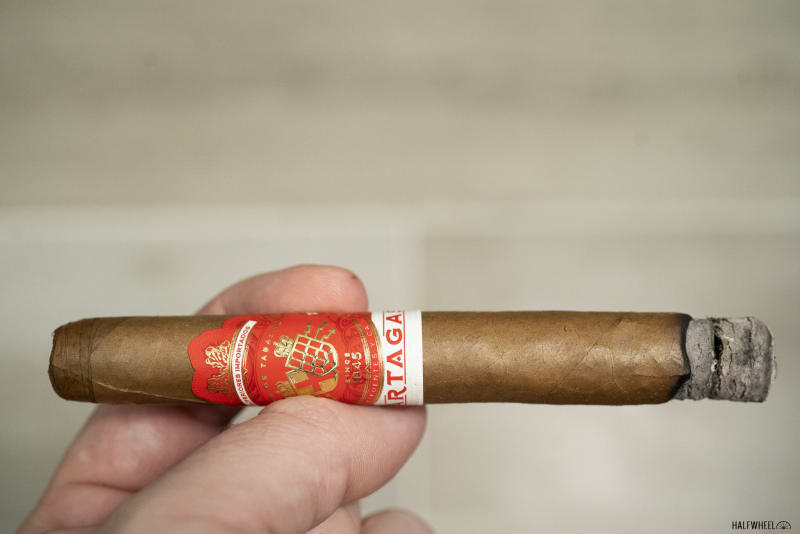 Partagas Cortado Corona Image