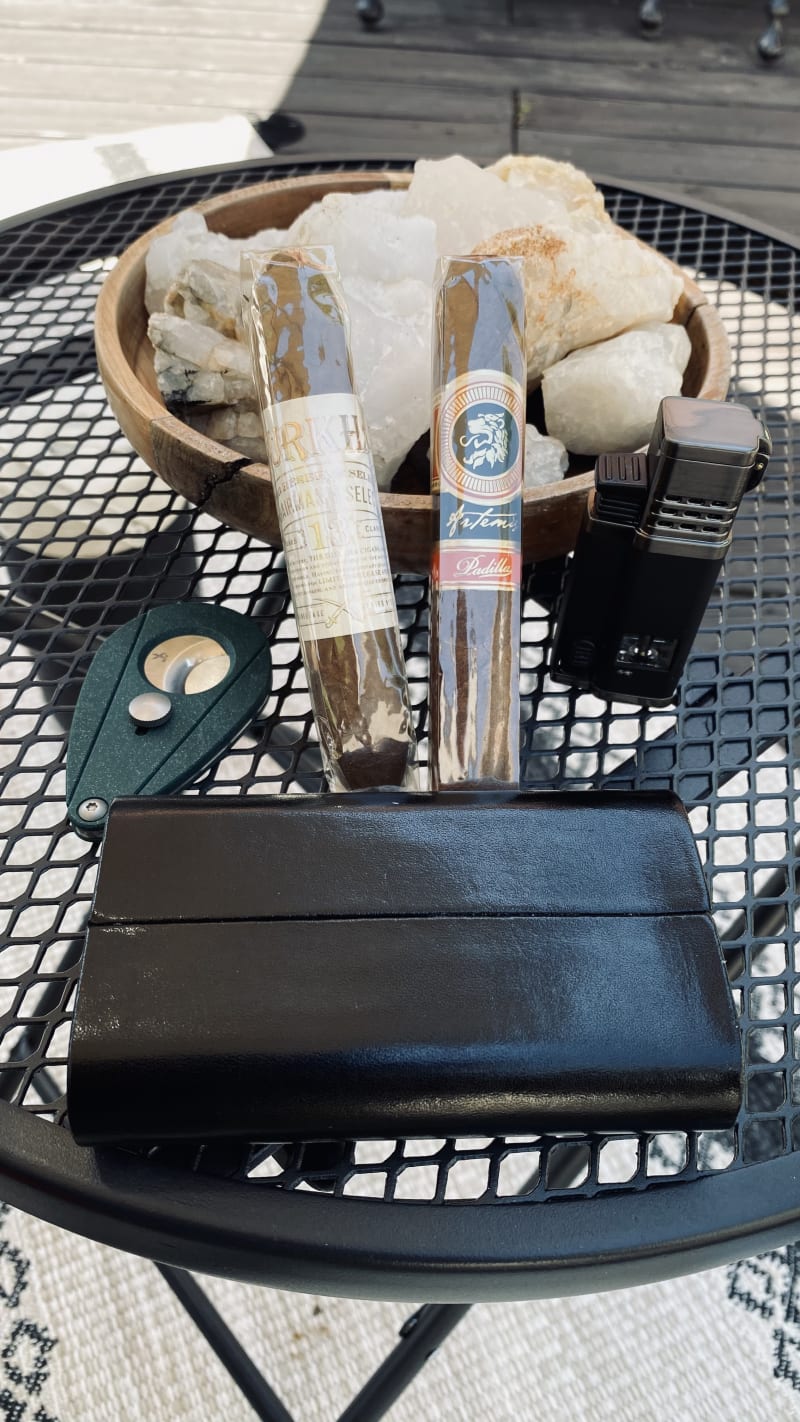 E5E67E8A 0F57 4E9A 9B3B 1388509C2869