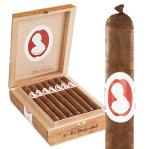 La Duena Box Image