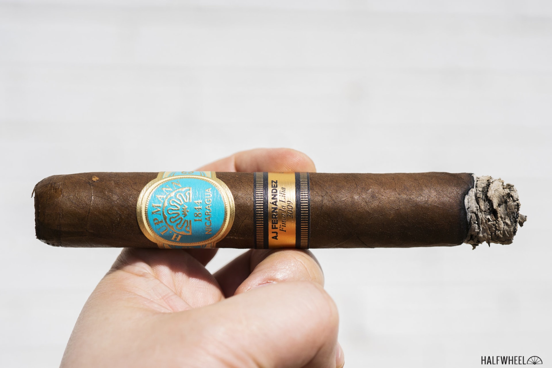 H. Upmann Nicaragua by AJ Fernandez Finca La Lilia 2009 Featured Image