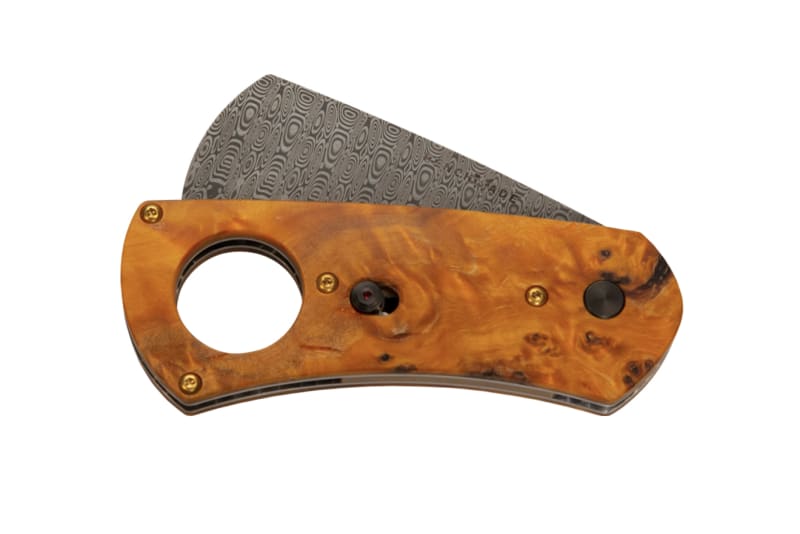 Benchmade Releases Gold Class 1500-194 Cigar Cutter Image