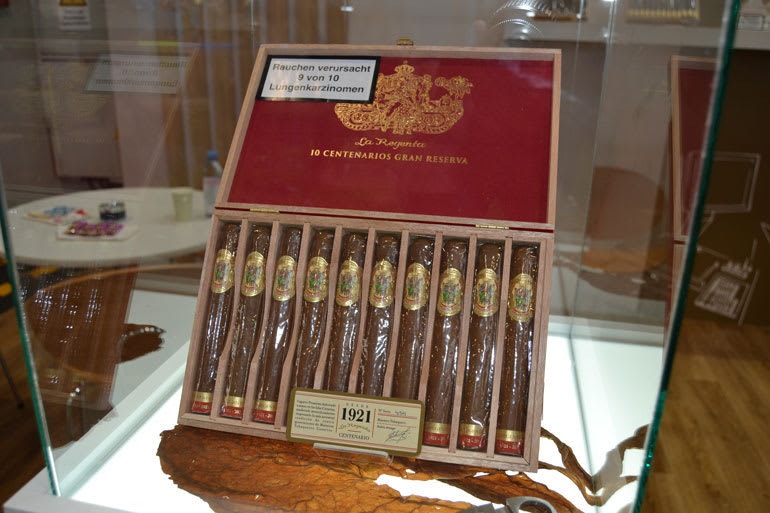 La Regenta Centenario Image