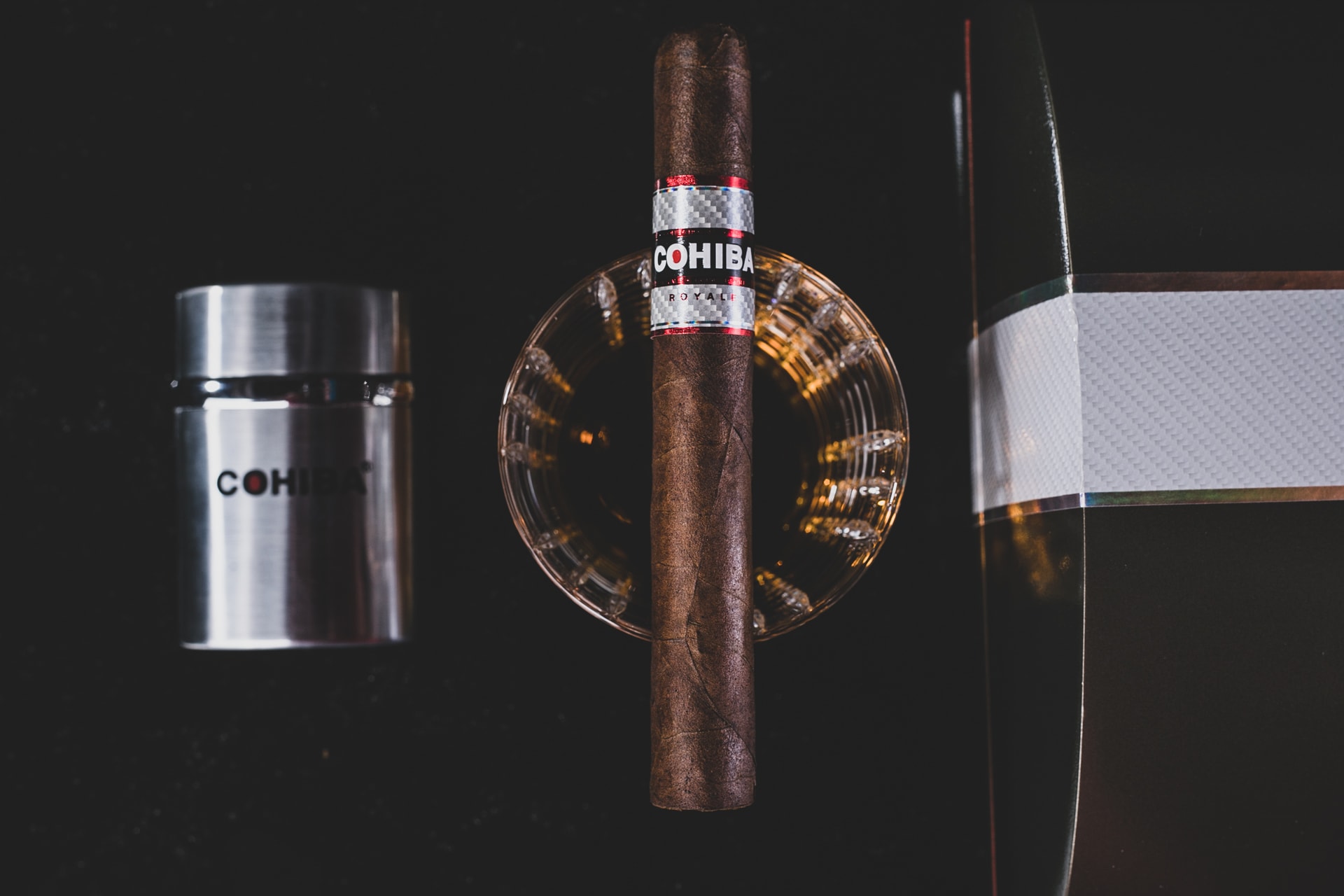 Best Drink Pairings For Cohiba Cigars Featured Image