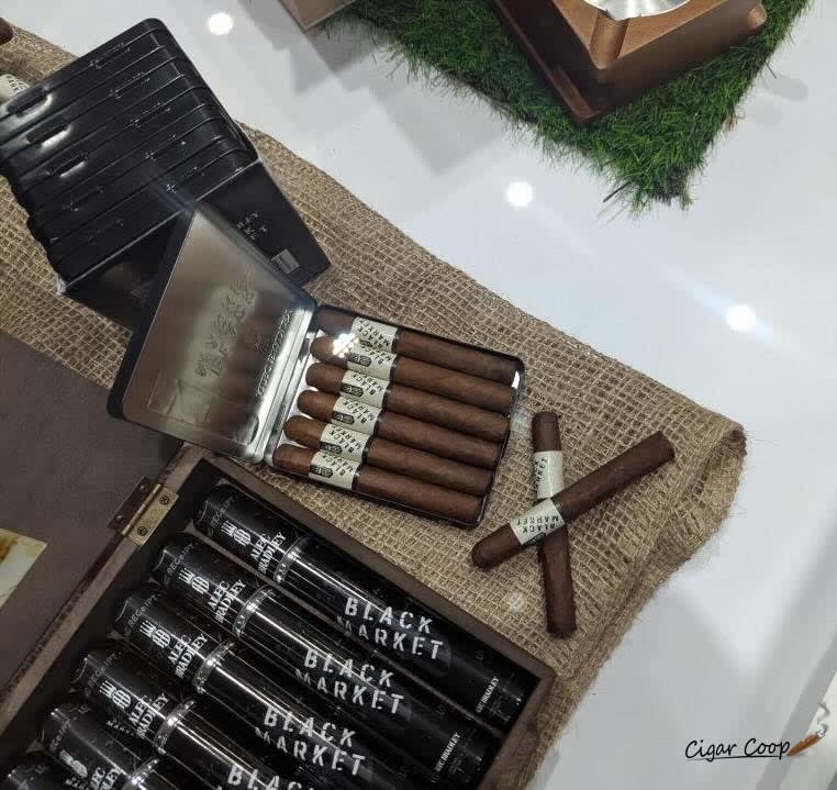 Forged Cigar Company Introduces Alec Bradley Black Market Smalls and Toro Tubes Image