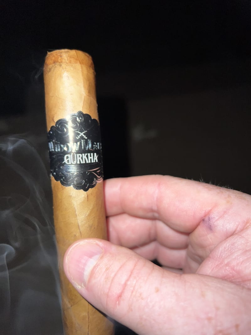 FB081B5F 14A5 4810 AD29 A645B95F4E3B