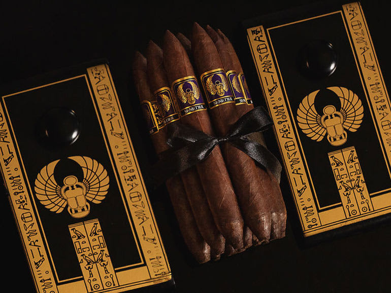 Foundation Cigars & Highclere Castle to Begin Shipping Senetjer Image