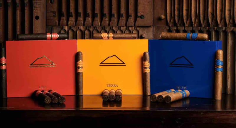 Cigar News: Favilli Cigars Begins Shipping Granada Line to U.S. Retailers Image