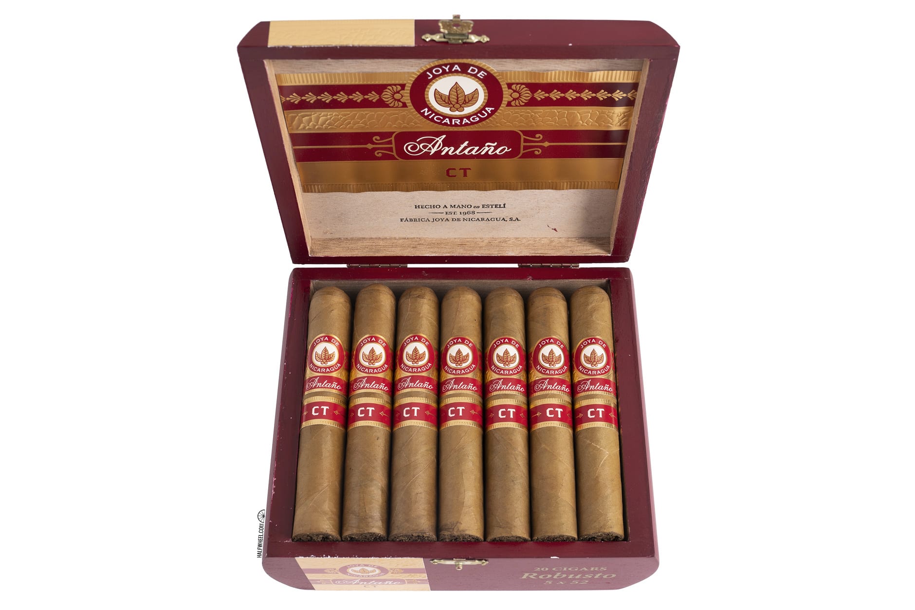 Joya de Nicaragua Antaño CT Robusto Featured Image