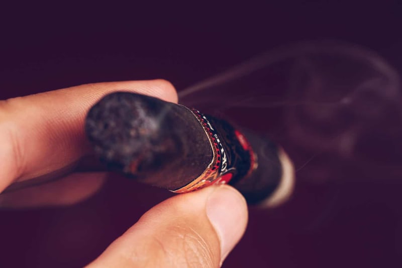 Knuckle Sandwich Maduro Corona Gorda R Image