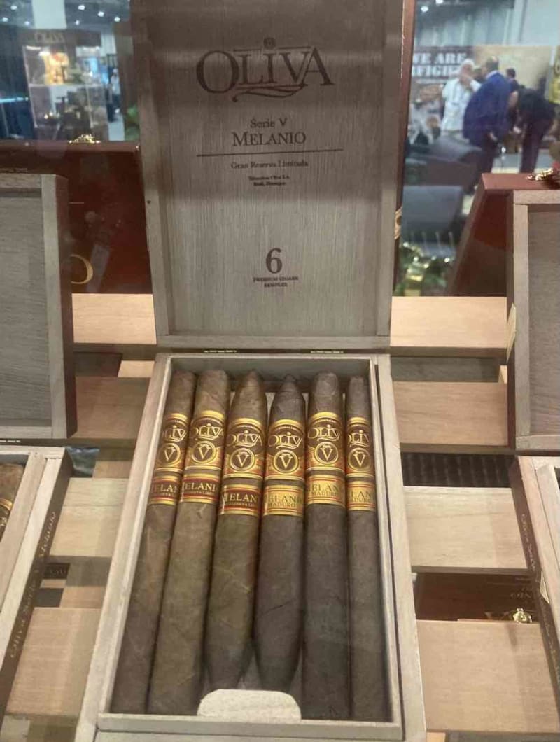 Cigar News: Oliva Serie V Melanio Sampler Debuts at PCA 2022 Image