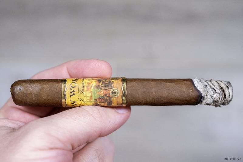 New World Dorado Corona Image