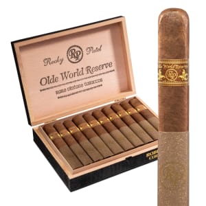 Olde World Reserve Corojo Box Image