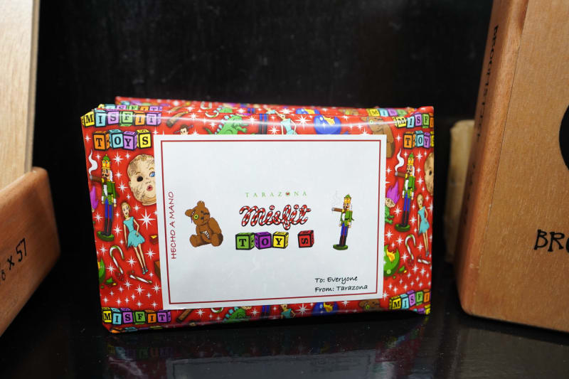 Tarazona Misfit Toys Ships Early Image