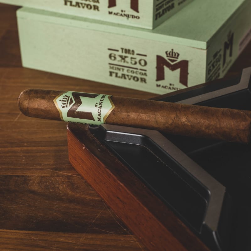Macanudo M Mint Cocoa Cigar