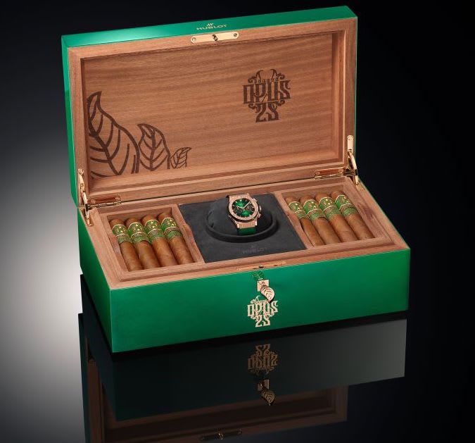 Arturo Fuente and Hublot Launch Classic Fusion Chronograph Arturo Fuente King Gold Watch for OpusX 25th Anniversary | News Image