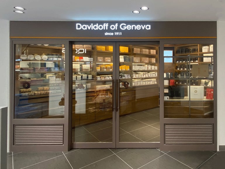 Davidoff Cigars Store Opens at Kansai International Airport  Image