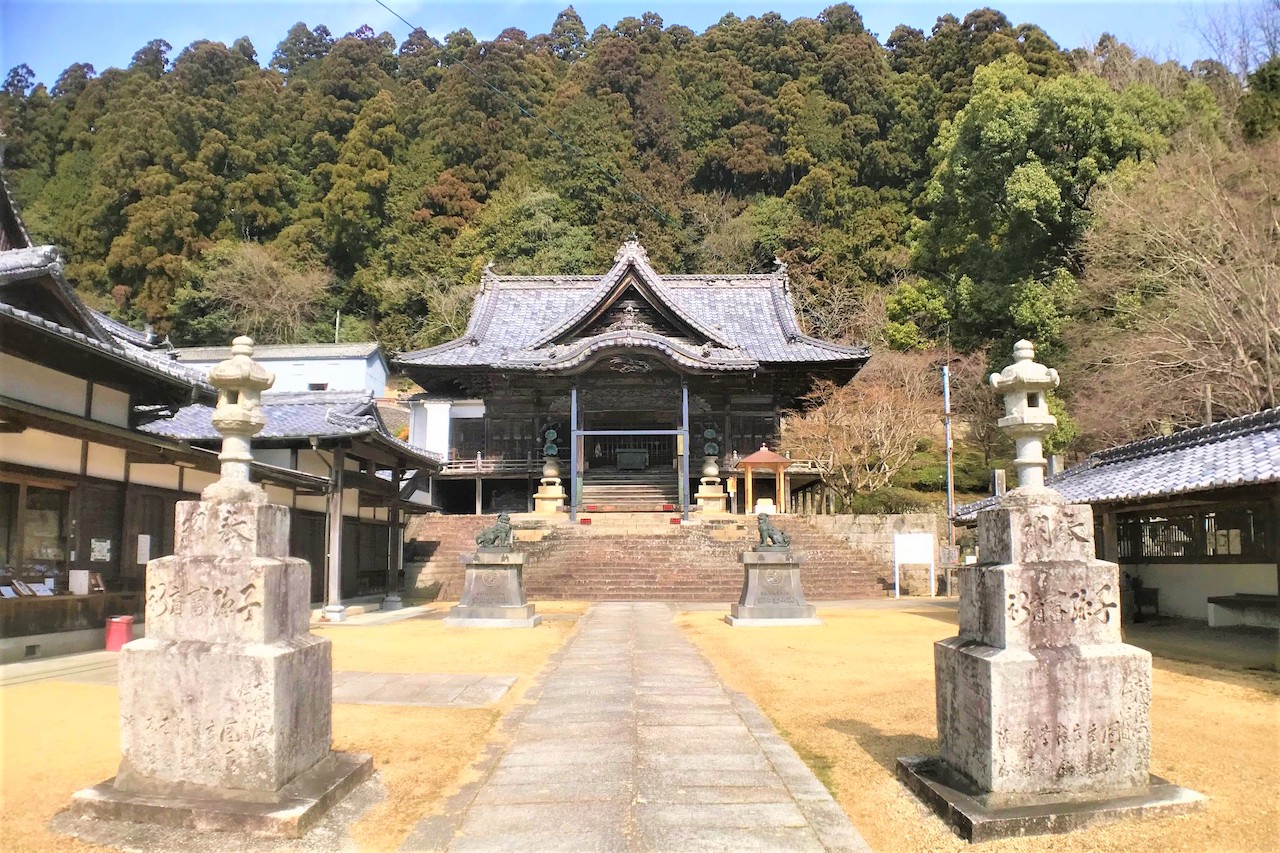 二十八番札所 宝珠山箸蔵寺 – 四国三十三観音霊場