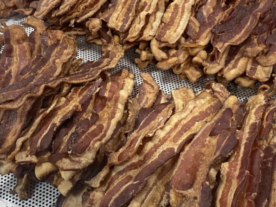 Thick cut Uncured Bacon - 4 pieces