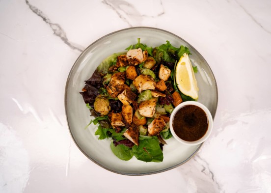 Entrée: Chicken Harvest Salad