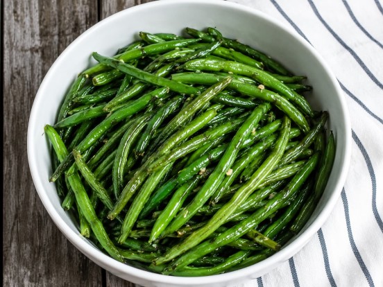 BY THE POUND: French Garlic Green Beans 