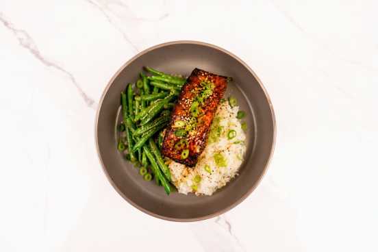 Entrée: Miso Maple Salmon Bowl
