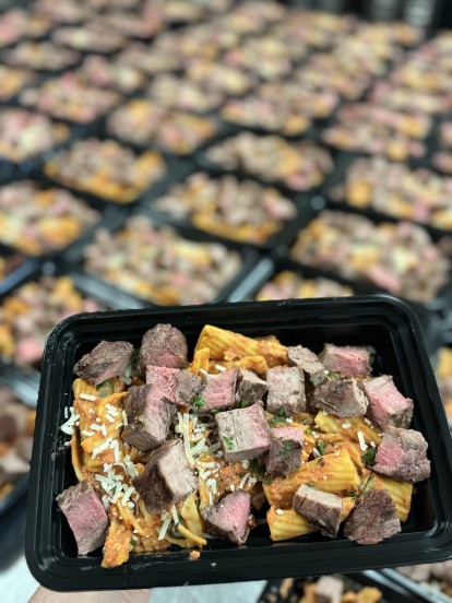 Spicy Steak Rigatoni
