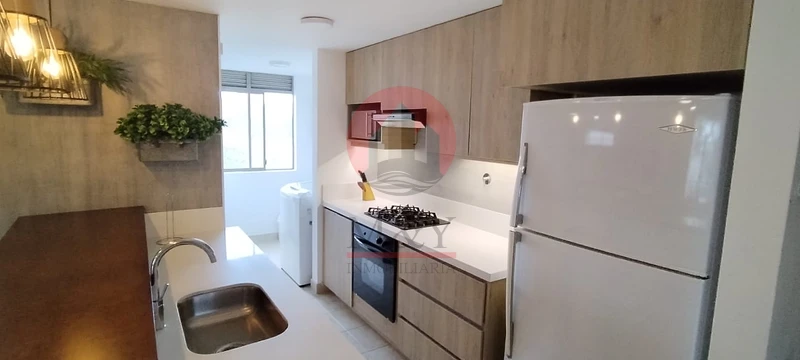 Aparta Estudio Amoblado en el Poblado 8
