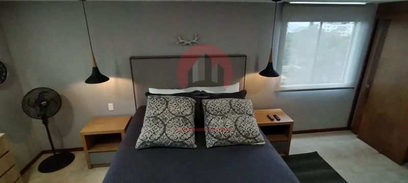 Aparta Estudio Amoblado en el Poblado 13