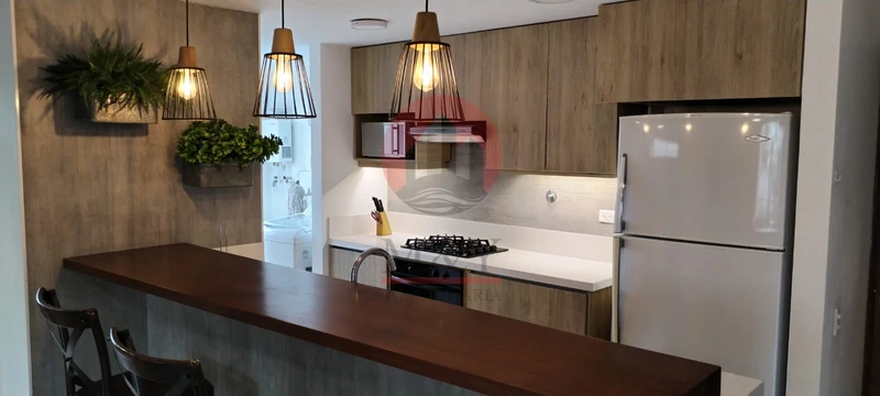 Aparta Estudio Amoblado en el Poblado 9