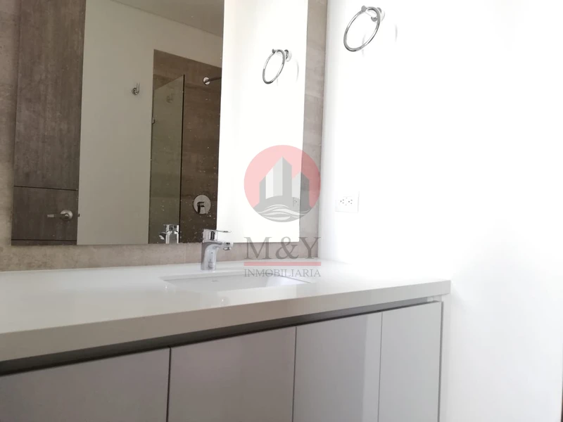 Apartamento Amoblado en el Poblado 11