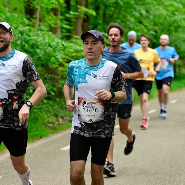 bslh7b75bp2gd8i4m093krrt